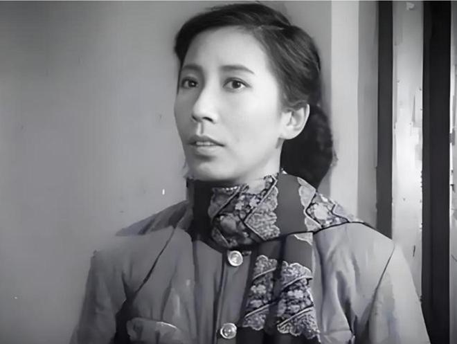 ！终年93岁《红楼梦》中扮演刘姥姥冰球突破“最美女特务”叶琳琅去世(图7)